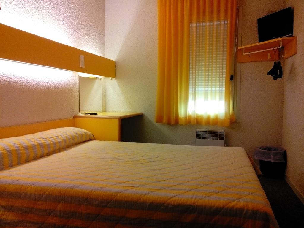 Hostal - Restaurante Asador Esperanza 韦斯卡 客房 照片